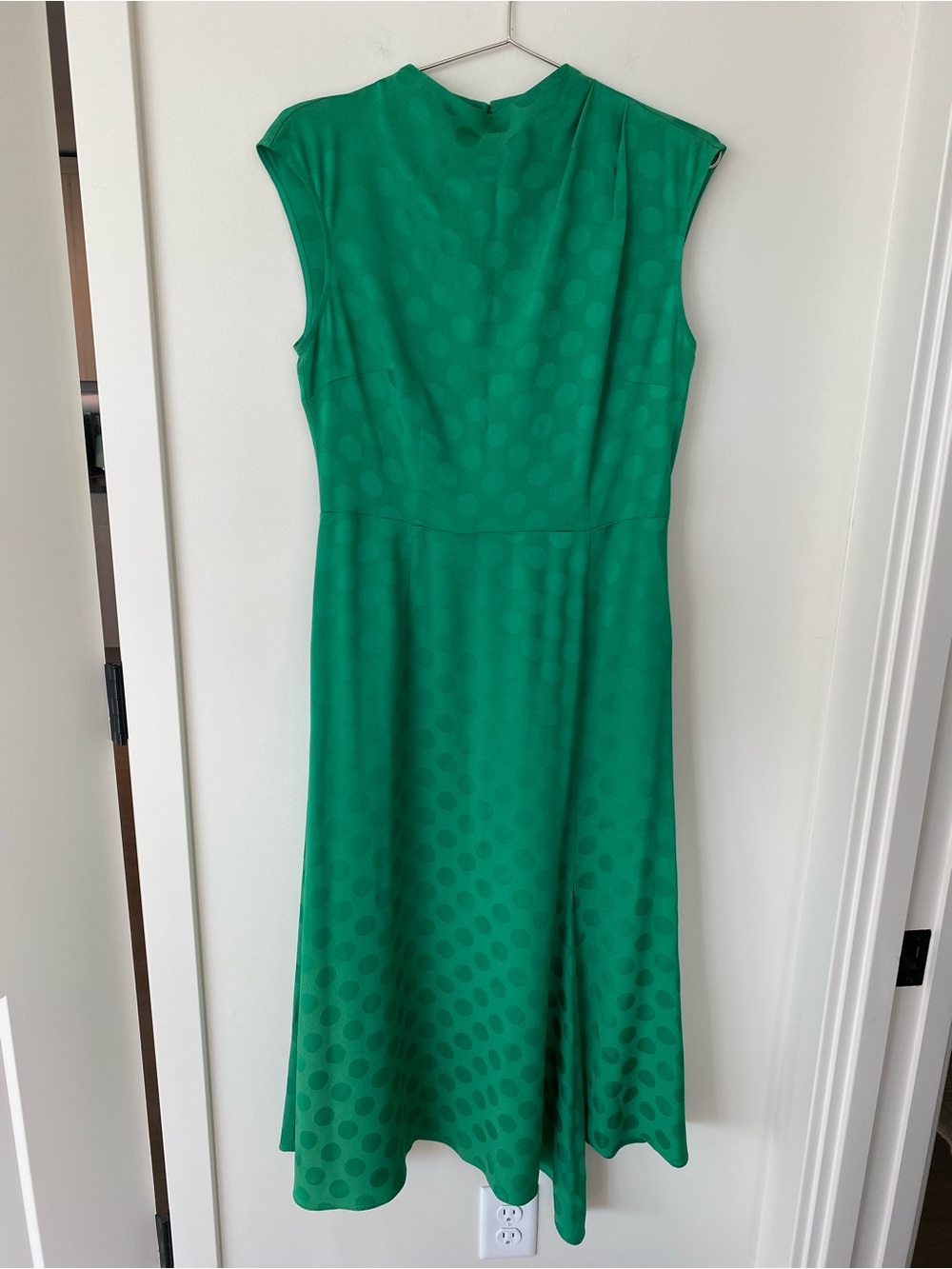 NWT Hobbs London Emerald Green Midi Dress with Subtle Polka Dot Texture